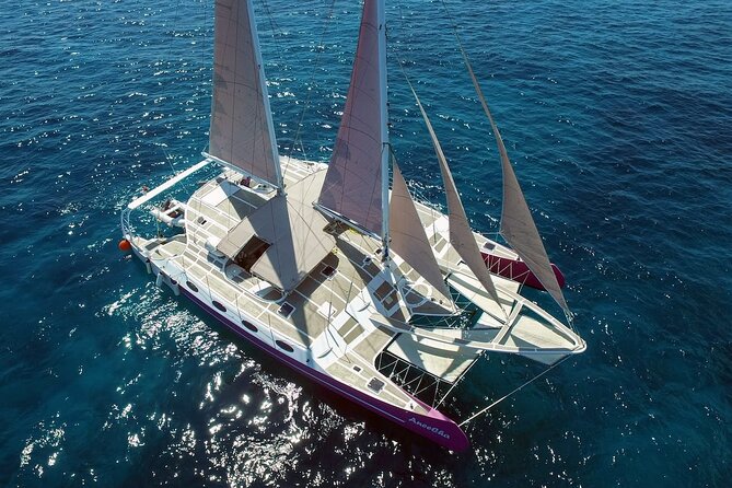 Full day Lembongan Island Catamaran Cruise with BBQ Lunch - The mangroves and the island beyond the beach