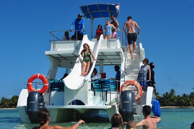 Full day tour. Buggy, lunch and Catamaran Adventure - A packed Punta Cana day, with dirt first and sea later