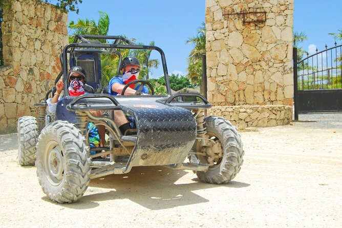 Full day tour. Buggy, lunch and Catamaran Adventure - Dominican buffet lunch at La Bandera