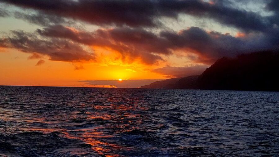 Funchal: Cabo Girão Sunset Catamaran Tour - Should you book the Cabo Girão sunset catamaran?