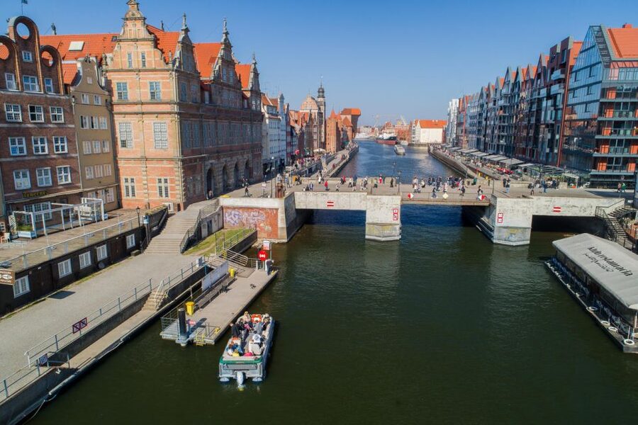 Gdańsk: Motlawa River Sightseeing Catamaran Cruise - Why a short Motława cruise works so well