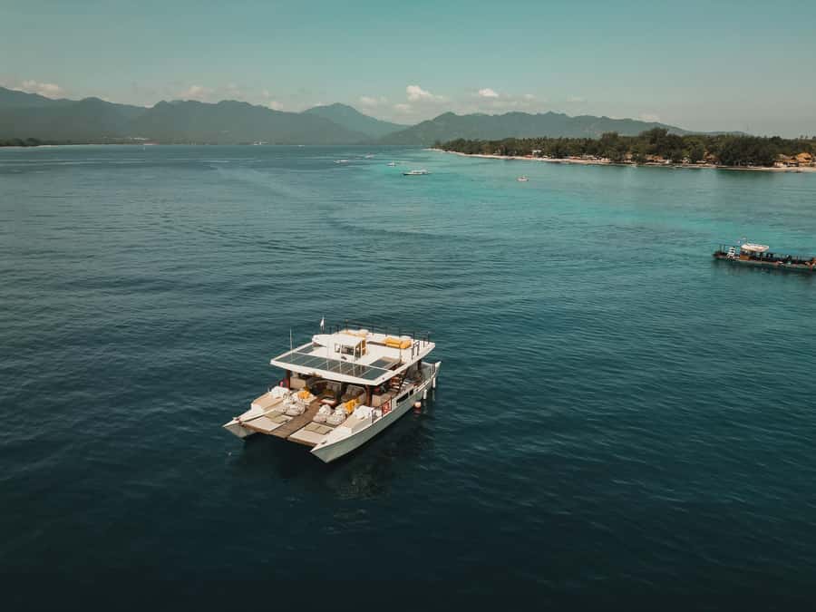 Gili Islands: 4-in-1 Catamaran Snorkeling Experience - Practical tips for a smoother day