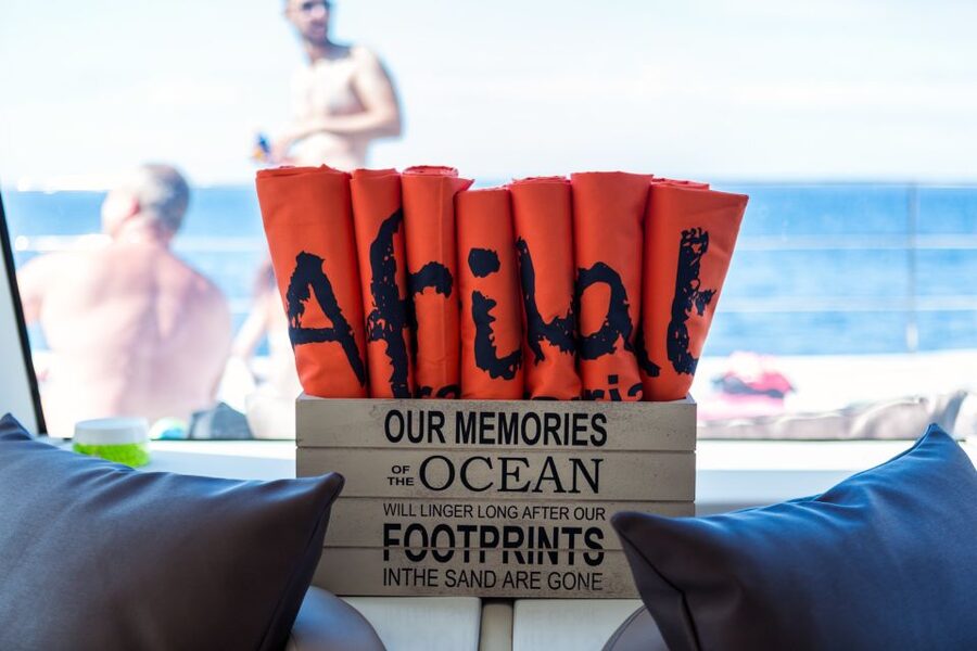 Gran Canaria: Fun Catamaran Cruise with Food and Drinks - The Mogán stop: lunch, swimming, and snorkeling