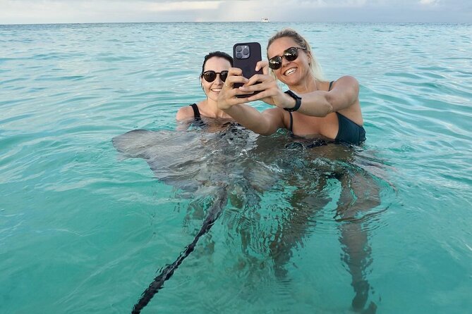 Grand Cayman Catamaran Tour to Stingray City and Rum Point - What the five-and-a-half-hour schedule feels like