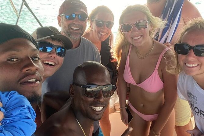 Group Catamaran 4 hr tour coral reef fun Iguana island adventure! - How the group size affects the experience