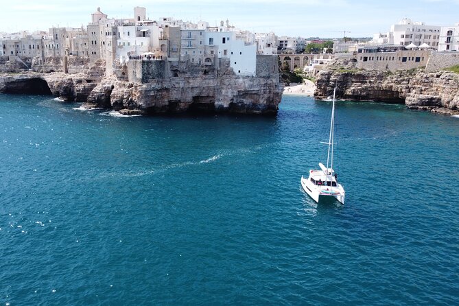 Guided Tour by Catamaran with Aperitif from Polignano a Mare - What comes with the Apulian aperitif