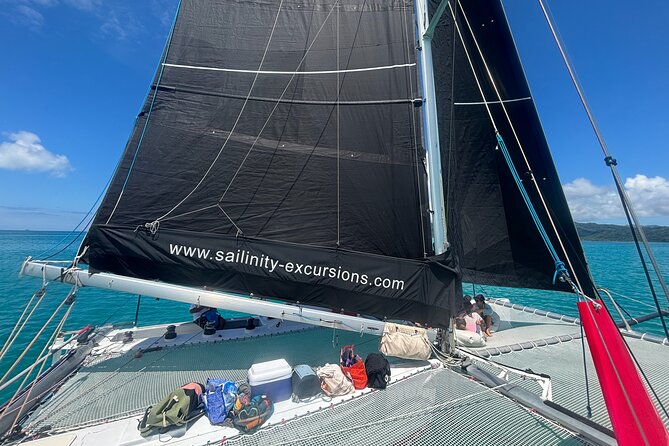 Half day catamaran sailing in the Sailinity Lagoon - Snacks, drinks, and the small comforts on board