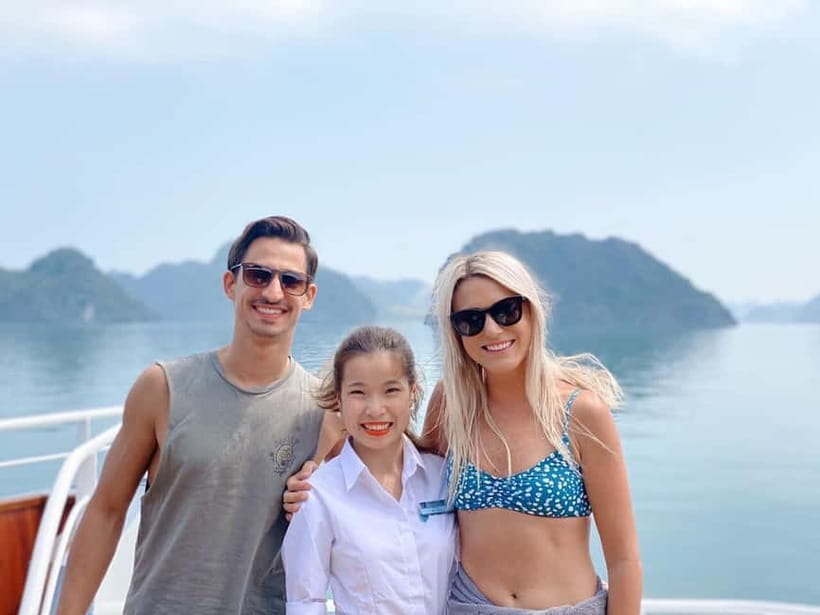 Halong & Lan Ha Bay 1-Day Catamaran Cruise from Hanoi - Handling the crowded-cruise risk