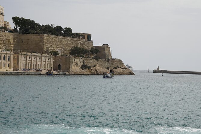 Highspeed Catamaran Crossing Between Malta and Gozo - What I like, and what I would watch