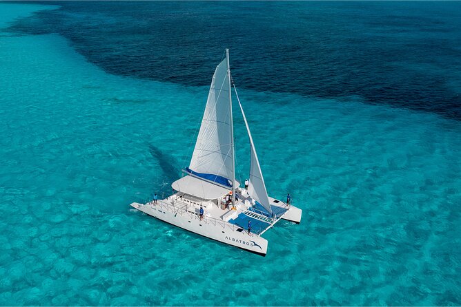 HipHop Catamaran Party from Cancun to Isla Mujeres - What the $42 Cancun catamaran price really buys