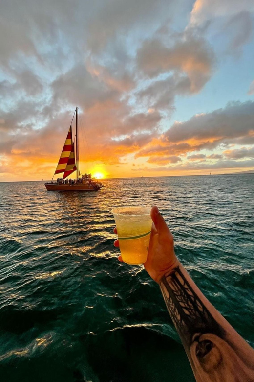 Honolulu: 90 Minute Catamaran Sunset Sail - Key points to know before sailing