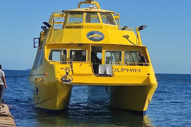 Hula Hula Island by Catamaran with Parasailing Fly - Hurghada - Why this Red Sea day works