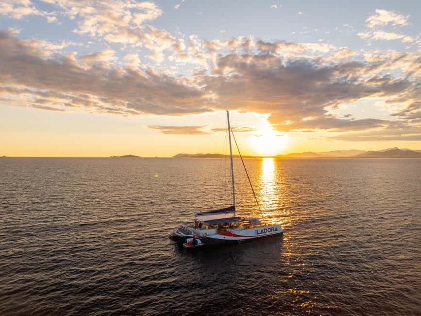Hyères : Sunset Catamaran Cruise to Giens Peninsula - Why this Hyères sunset cruise works