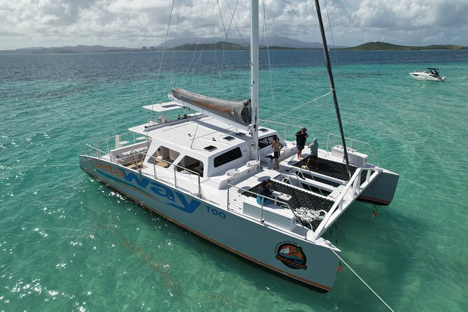 Icacos: Luxury Sailing Catamaran All Inclusive Beach and Snorkel - Water slides, swings, and floating mats