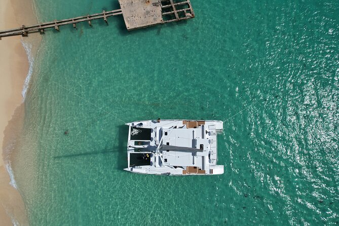 Icacos: Luxury Sailing Catamaran All Inclusive Beach and Snorkel - A Puerto Rican lunch instead of a basic buffet