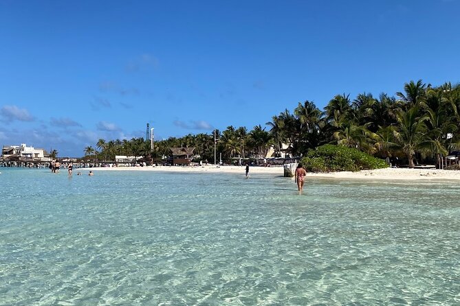 Isla Mujeres Basic Tour in Catamaran with Snorkel and Open Bar - Playa Norte offers a quick swim and open bar