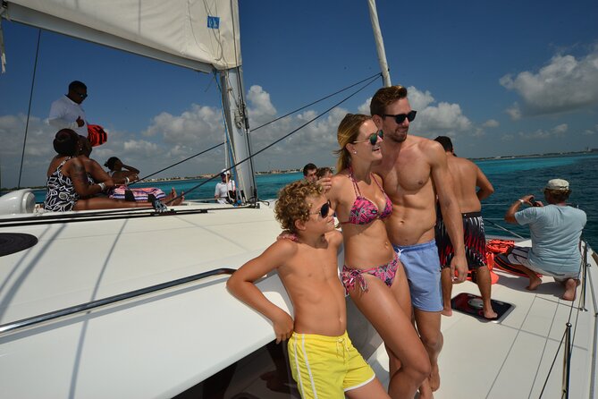Isla Mujeres Catamaran from Cancun with Open bar and lunch - What the $29 Price Really Means