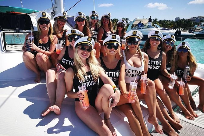 Isla Mujeres Catamaran Luxury Sailing Experience - Punta Sur and the home of Ixchel