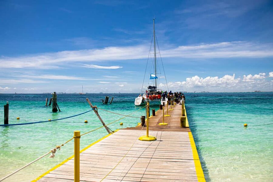 Isla Mujeres: Catamaran Ride with Open Bar, Snorkeling, and Lunch - Key points to know before you book