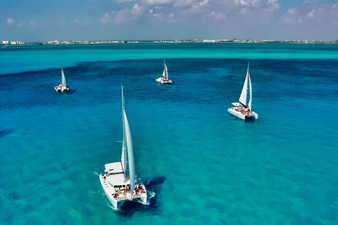 Isla Mujeres Catamaran Sailing Experience with Lunch & Open Bar - Weather, delays, and the practical details