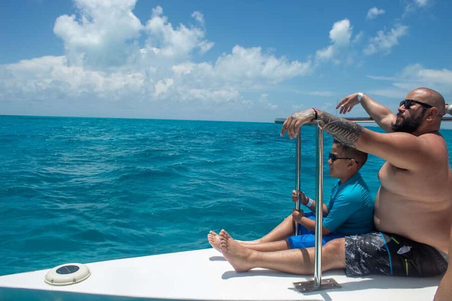 Isla Mujeres Catamaran, Snorkel & Buffet Lunch - Quick take: what matters most