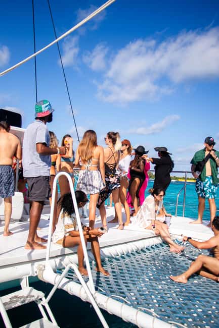 Isla Mujeres Catamaran, Snorkel & Buffet Lunch - Playa Norte gives you the island’s best short pause