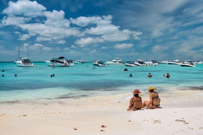 Isla Mujeres: Catamaran with Open Bar, Snorkeling and Lunch - The Snorkel Stop: Fish, Statues, and Limited Time