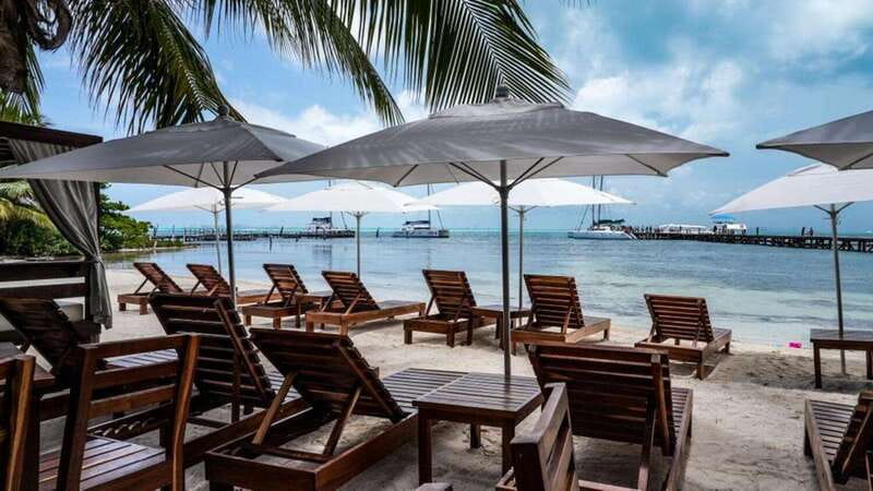 Isla Mujeres: Catamaran with Open Bar, Snorkeling and Lunch - Playa Norte and the Beach Club Stop