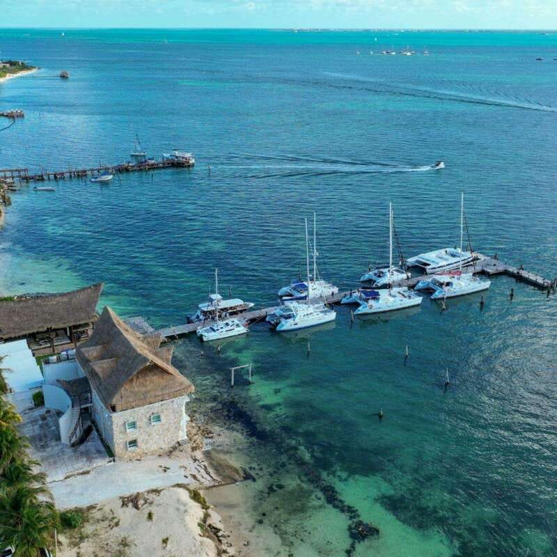 Isla Mujeres: Deluxe Catamaran Tour - Sailing the Caribbean by Catamaran