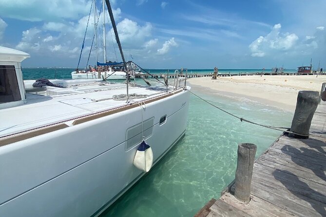 Isla Mujeres on luxury catamaran with snorkel, open bar and lunch - Five hours to shape your Isla Mujeres visit