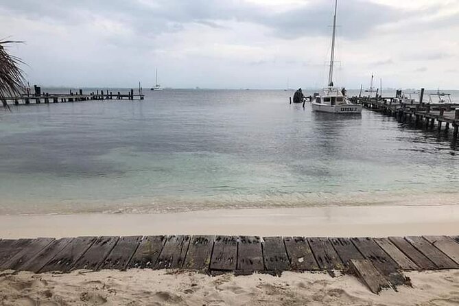 Isla Mujeres Premium Tour in Catamaran with Snorkel and Buffet - What the $79 price includes