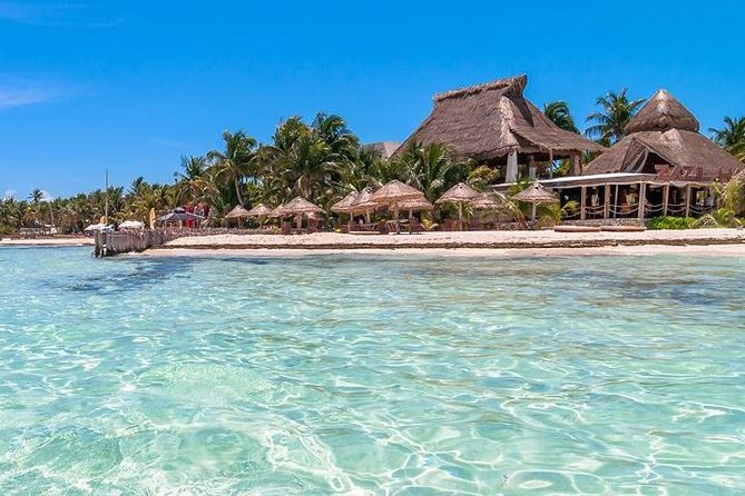 Isla Mujeres tour in a Catamaran with snorkel, open bar, lunch - The real price of a supposedly $20 tour