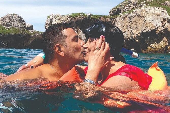 Islas Marietas Experience! Catamaran Nature Trip - Food on board makes the long ride easier