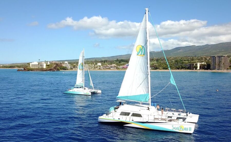 Kaanapali: Sunset Dinner Catamaran Cruise With Drinks - Leaving Ka’anapali Beach on a 65-foot catamaran
