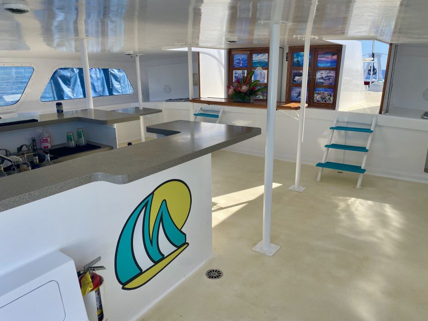 Kaanapali: Sunset Dinner Catamaran Cruise With Drinks - Useful details for a smoother evening