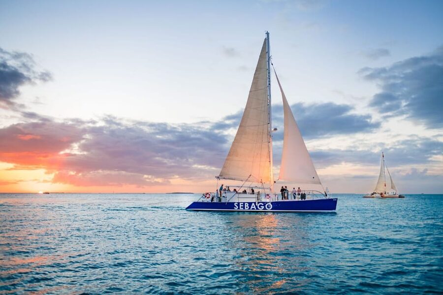 Key West: Catamaran Champagne Sunset Sail - Unlimited drinks and what that means for the price