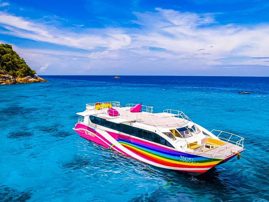 Khao Lak : Similan Islands Speed Catamaran Premium Morning - Why this Similan Islands trip gets you out of bed early