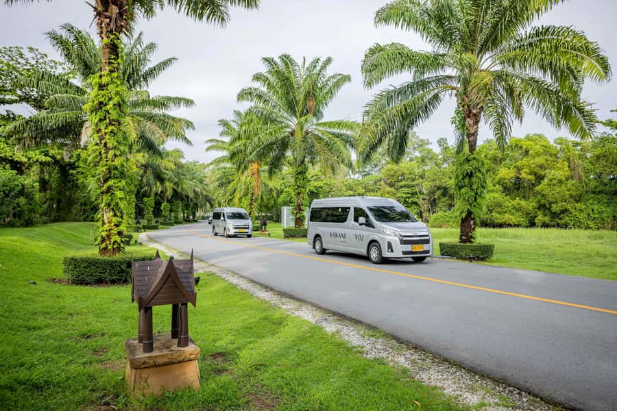 Khao Lak: Swift Power Catamaran Glide to James Bond Island - Rang Yai Island and the pearl farm