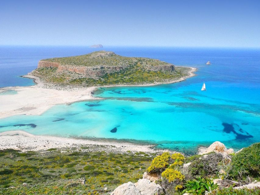Kissamos: Balos & Gramvousa Luxury Catamaran Sailing Cruise - What the catamaran feels like onboard