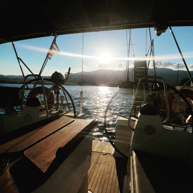 Kissamos: Catamaran Cruise to Balos & Gramvousa with Lunch - Leaving Kissamos Port around 10am