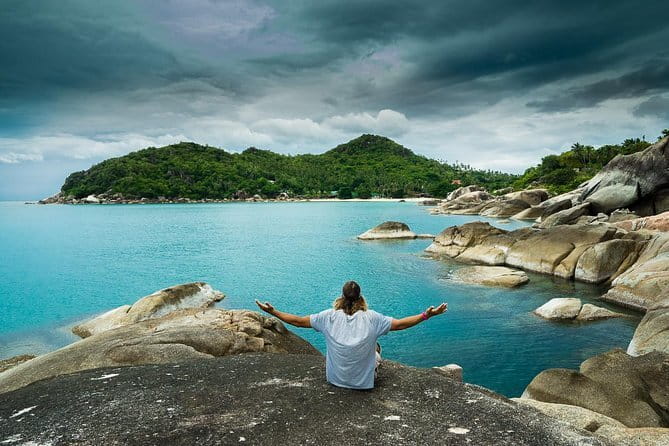 Koh Tan and Pig Island Half-Day Tour by Speed Catamaran - Morning energy or sunset calm