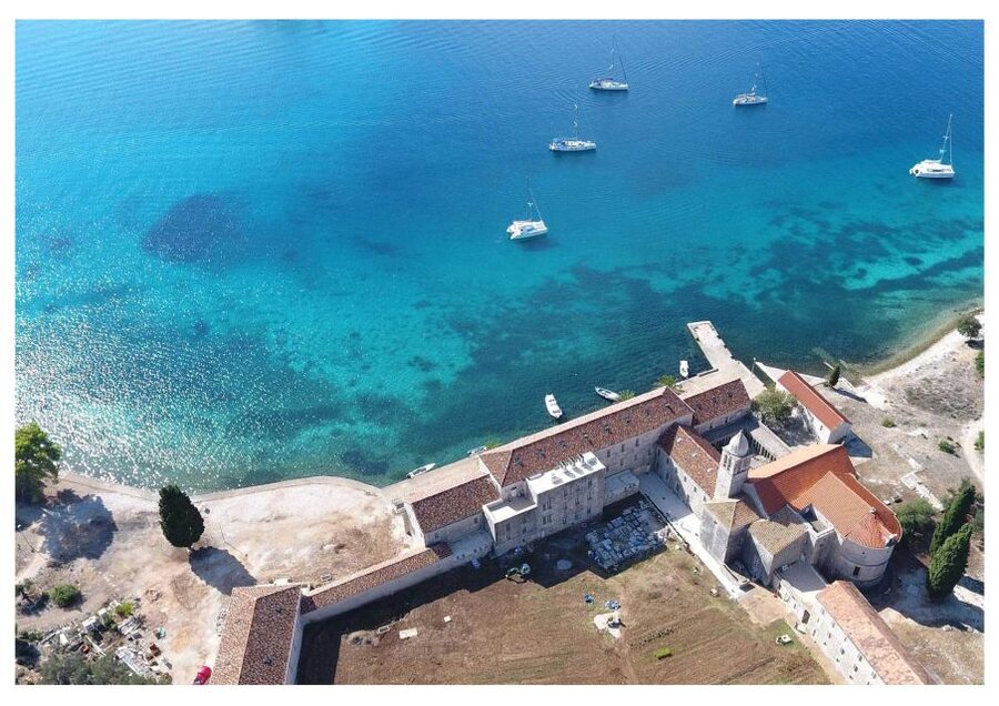 Korčula 3 ISLAND CATAMARAN TOUR Badija - Vrnik - Stupe - What this Korčula catamaran tour is really like