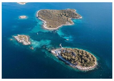 Korčula 3 ISLAND CATAMARAN TOUR Badija – Vrnik – Stupe