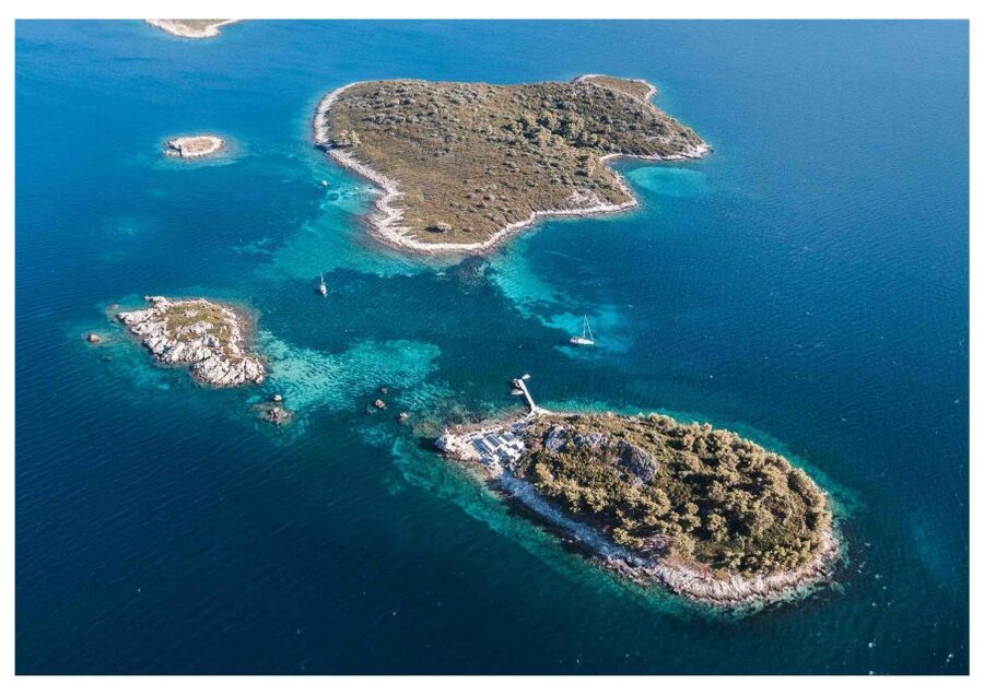 Korčula 3 ISLAND CATAMARAN TOUR Badija - Vrnik - Stupe - Badija brings the best balance of beach and culture