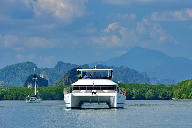 Krabi Hong Islands Sunset Party Catamaran Cruise - Ko Pak Ka for paddleboarding and kayaking