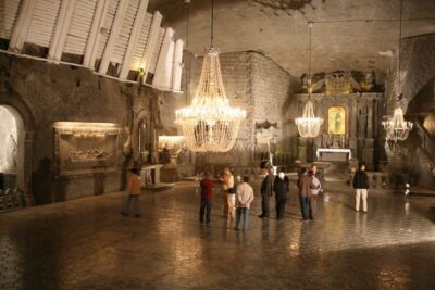 Krakow: Lazy Catamaran River Cruise and Salt Mine Group Tour