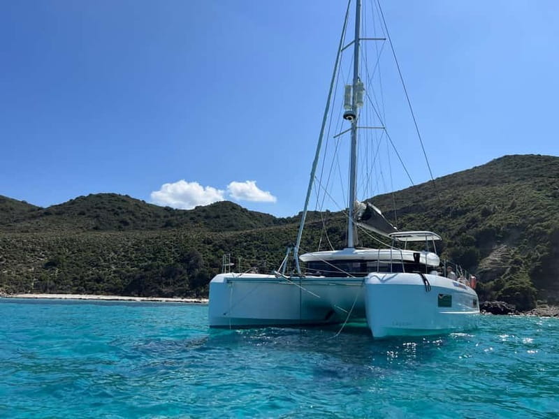 L'Île-Rousse, Corsica Catamaran Excursion: Agriates Sunset Aperitif - What the crew and boat add to the experience