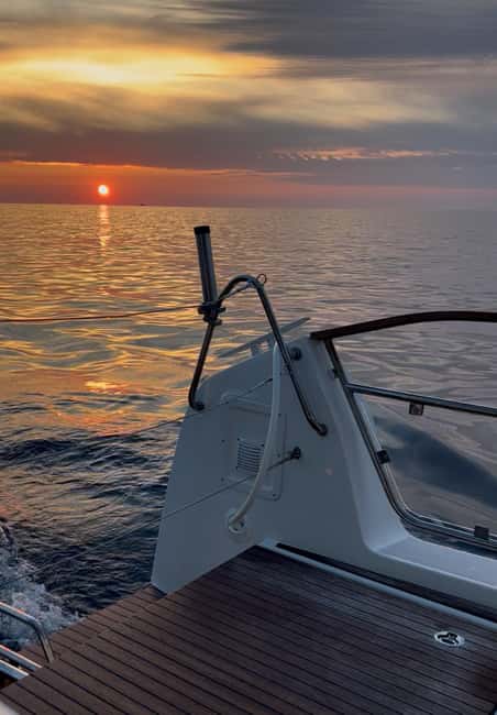 L'Île-Rousse, Corsica Catamaran Excursion: Agriates Sunset Aperitif - Who should book this outing?