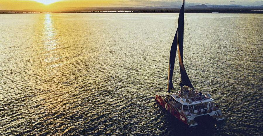 La Grande Motte: Camargue Sunset Catamaran Tour with a Drink - The catamaran setting and how to use it