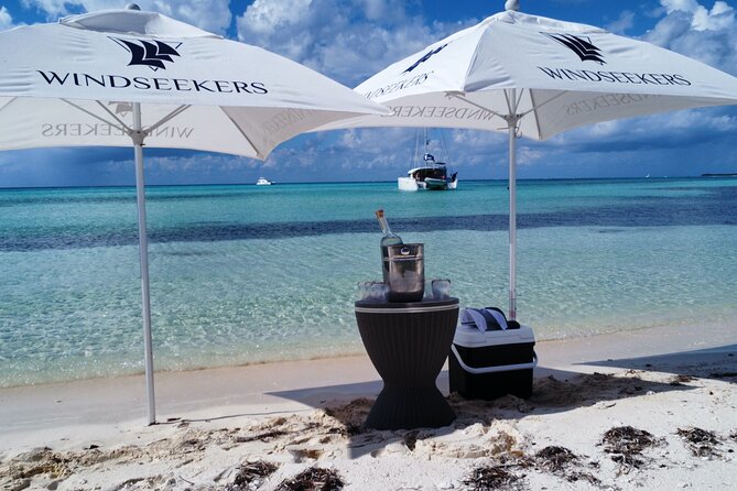 Lagoon 39ft Private Catamaran 5hr - El Cielo Full Experience - The sandbar, paddleboard, and slower moments